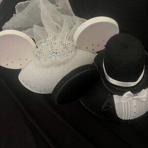Disney White Bridal Minnie Ears with Veil and Tiara